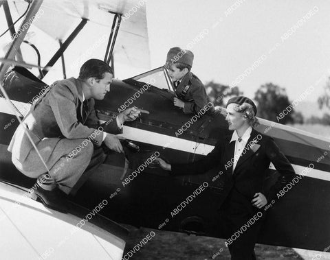 Scotty Beckett, Chester Morris, Sally Eilers film Pursuit - 11047-030