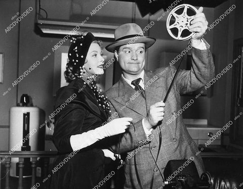 Red Skelton w Arlene Dahl film Watch the Birdie - 11048-017