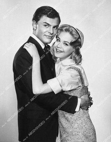 John Saxon, Sandra Dee film The Reluctant Debutante - 11048-021