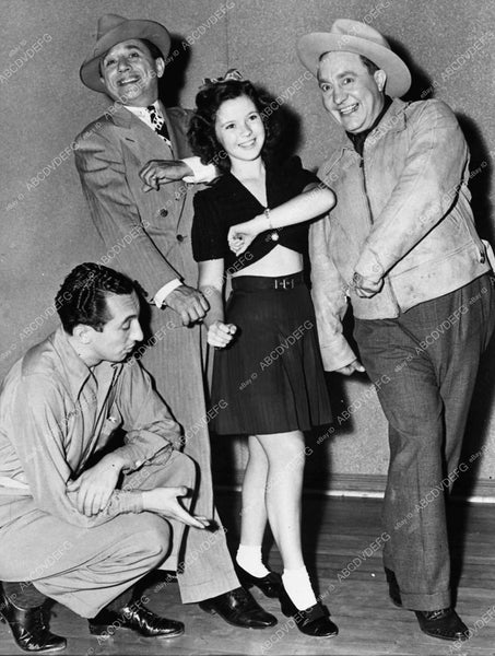 Shirley Temple Ole Olsen Chic Johnson Olsen and Johnson candid 1312-18 ...