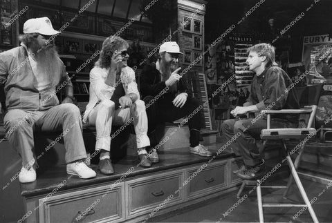 crp-43154 musician rock group ZZ Top w MTV video jockey Alan Hunter crp-43154