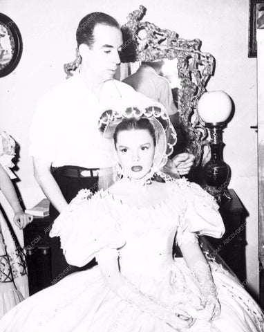 Judy Garland Vincent Minnelli behind the scenes 2-02