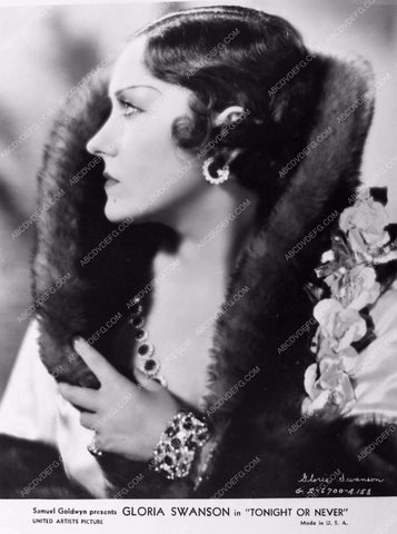 Gloria Swanson beautiful in fur from Tonight or Never 75-07