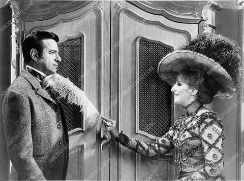 Walter Matthau Barbra Streisand classic musical Hello Dolly 337-09