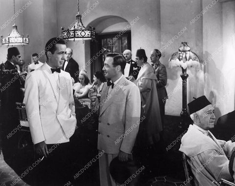 Humphrey Bogart Peter Lorre film Casablanca 337-31