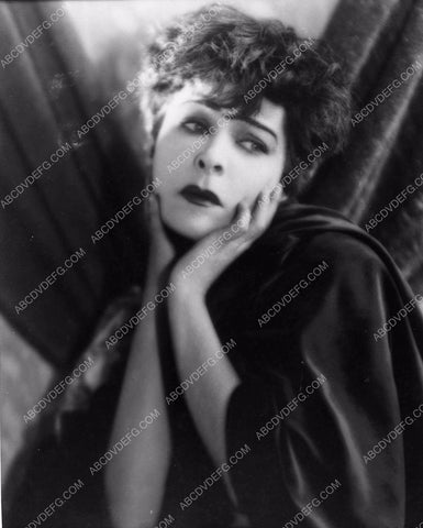 Alla Nazimova portrait silent film The Garden of Allah 341-04