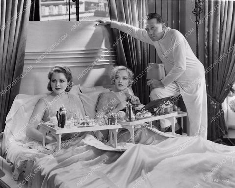 Marion Davies Billie Dove breakfast in bed film Blondie of the Follies 347-21