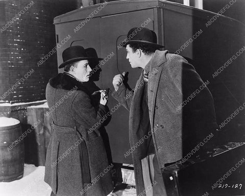Lon Chaney Sr Victor McLaglen silent film The Unholy Three 425-02