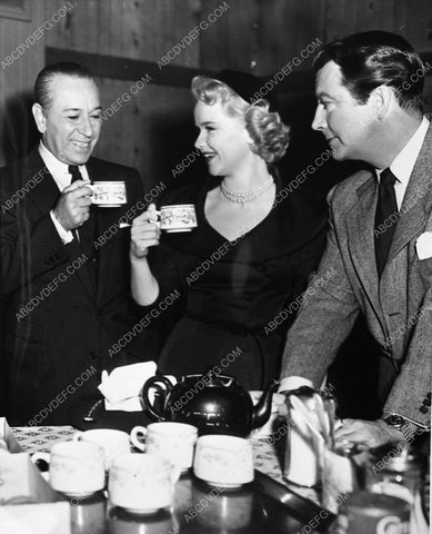 candid George Raft Anne Francis Robert Taylor film Rogue Cop 475-14
