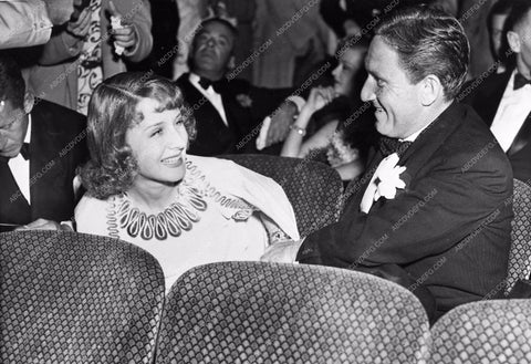 candid photo Norma Shearer Spencer Tracy at premier of Algiers 502-10