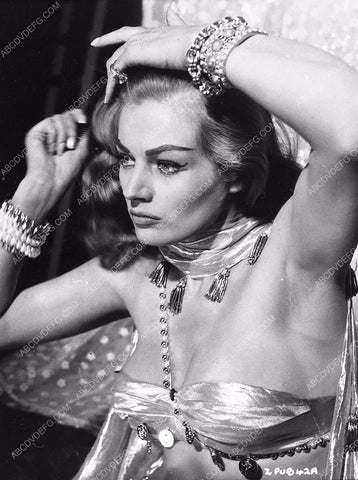 Anita Ekberg doing her hair film Zarak 519-20