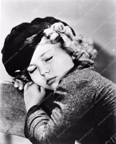 Shirley Temple getting a little rest photo 561-07