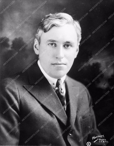 great portrait of comedy genius Mack Sennett photo 561-17