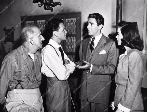 candid Jimmy Durante Frank Sinatra Kathryn Grayson Peter Lawford 593-17