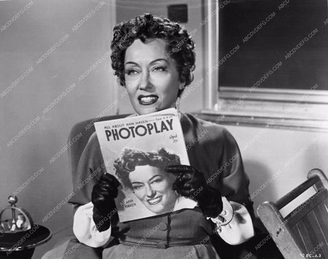 Gloria Swanson with fictional Photoplay of Gloria Swanson cool photo 666-08