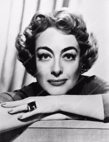 Joan Crawford large ring and eyebrows 669-27