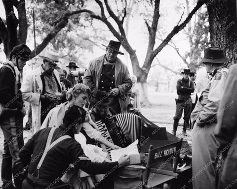 John Wayne Constance Towers director John Ford The Horse Soldiers 669-28