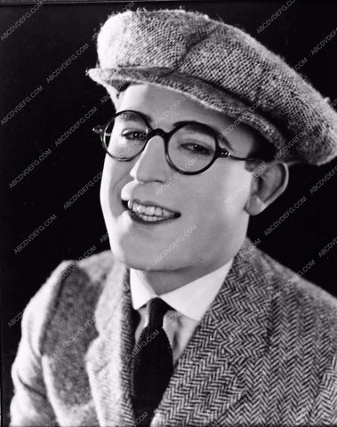 famous silent film star Harold Lloyd 670-23