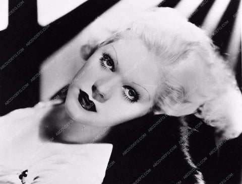 Alice Faye portrait 680-18