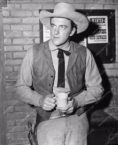 James Arness western TV show Gunsmoke 695-01