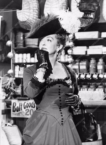 Bette Davis from her TV Wagon Train appearance 720-08