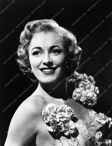 portrait Eleanor Parker and flower dress 726-05