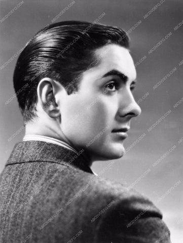 over the shoulder profile portrait of handsome Tyrone Power 738-17