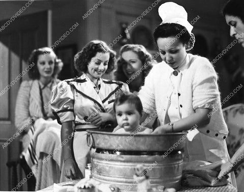 Bonita Granville Diana Lewis Martha O'Driscoll and cast film Forty Little Mothers 739-09