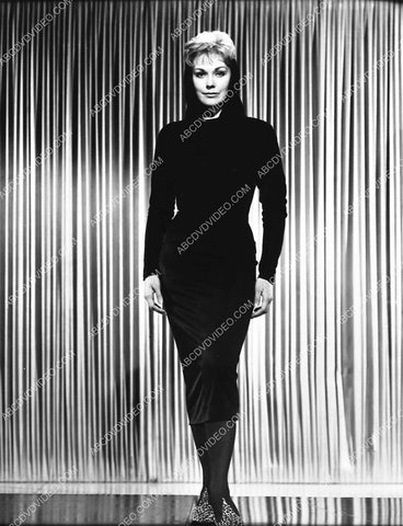 Kim Novak in black 755-09