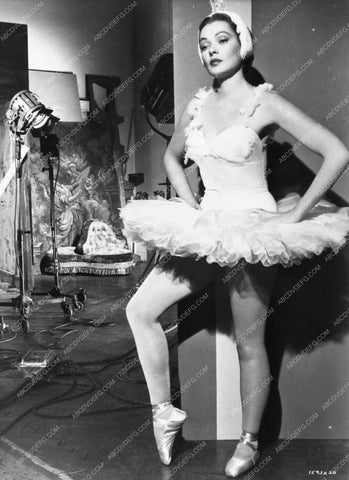 Gene Tierney as ballerina behind the scenes Never Let Me Go 763-19