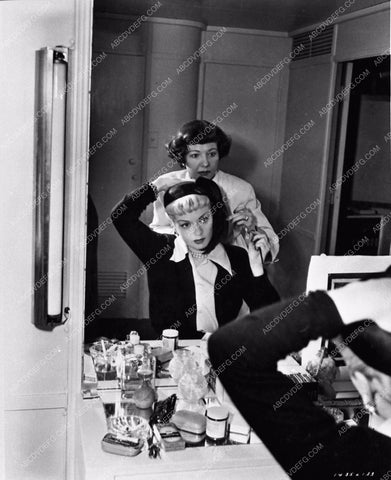 candid Lana Turner in MGM dressing room mirror shot 765-08