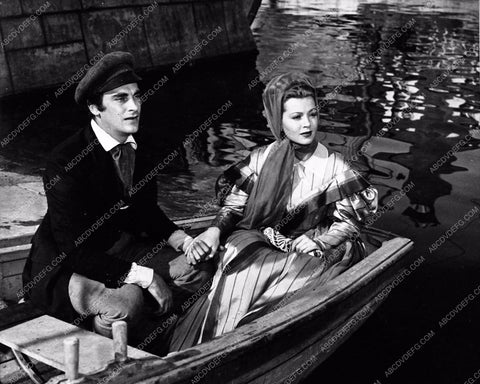 Lana Turner taking a canoe ride 765-18