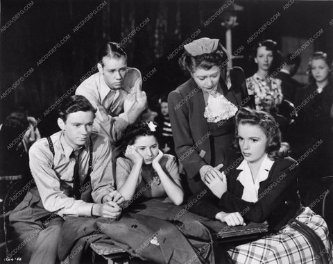 Judy Garland Virginia Weidler and cast from Babes on Broadway 835-11