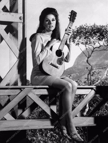 Bobbie Gentry with guitar from The Perry Como Show TV photo 835-18