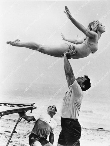 Sharon Tate off the trampolene film Don't Make Waves 847-06