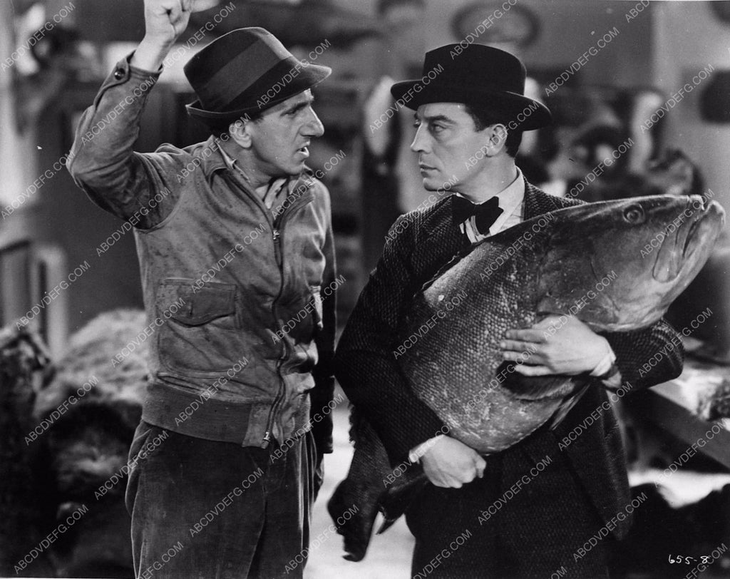 Buster Keaton Jimmy Durante & taxidermy fish What No Beer 891-06