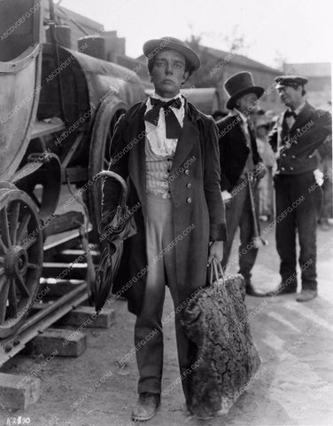 Buster Keaton at the train stop in Our Hospitality 891-16