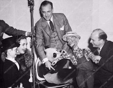 1939 NBC Radio Dorothy Lamour Charlie McCarthy Ted Sills Mortimer Snerd 891-25