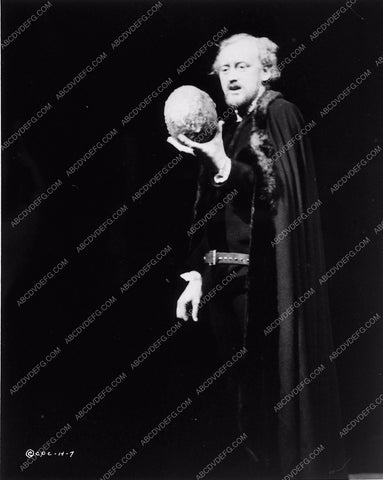 Nicol Williamson film Hamlet 899-10