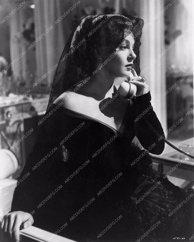 beautiful Lana Turner on the phone film Bad and the Beautiful 899-26