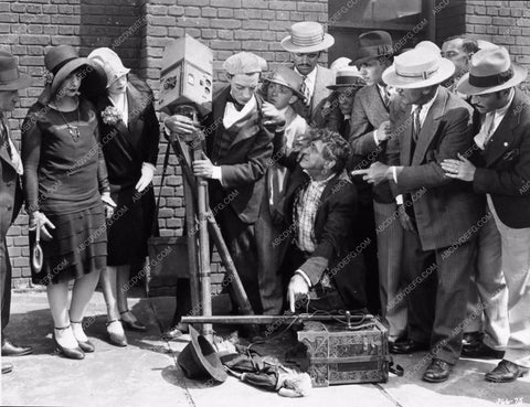 Buster Keaton film The Cameraman 919-15