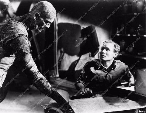 Boris Karloff Bramwell Fletcher classic horror film The Mummy 943-06