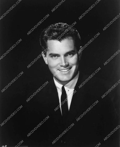 handsome Jeffrey Hunter portrait 944-21