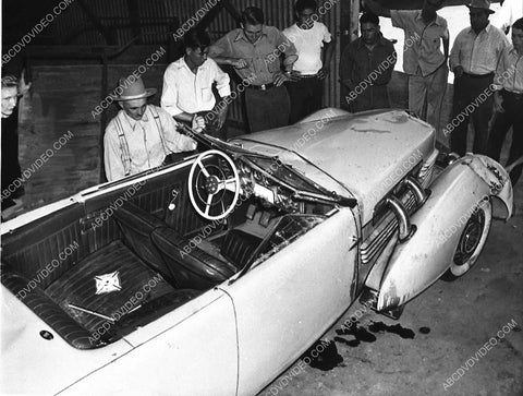 newsd photo of car Tom Mix was killed in 970-34