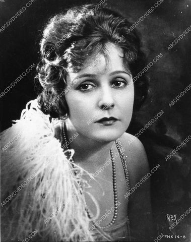 beautiful Norma Talmadge portrait 982-19