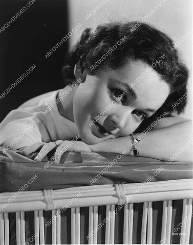 cute Maureen O'Sullivan portrait 987-24