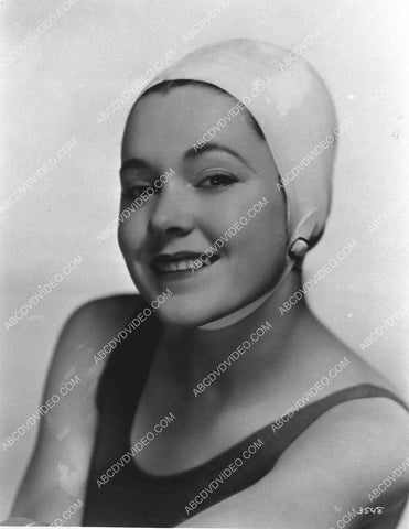 Maureen O'Sullivan in her swimming cap 987-29