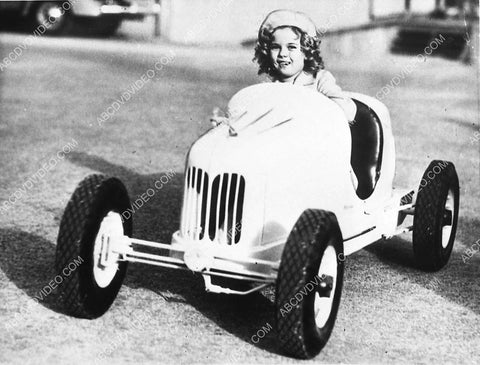 Shirley Temple in her custom midget racecar to drive around 20th Century Fox 1032-27