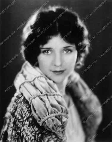 Nita Martan portrait 10346-11