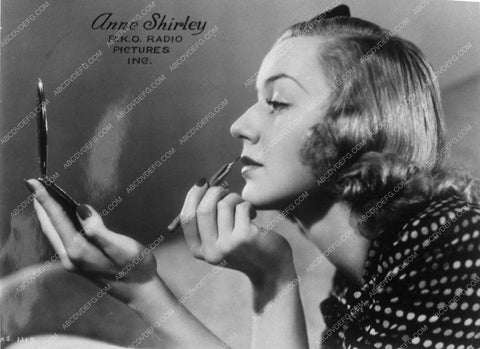 Anne Shirley doing makeup check for RKO Pictures 10407-19